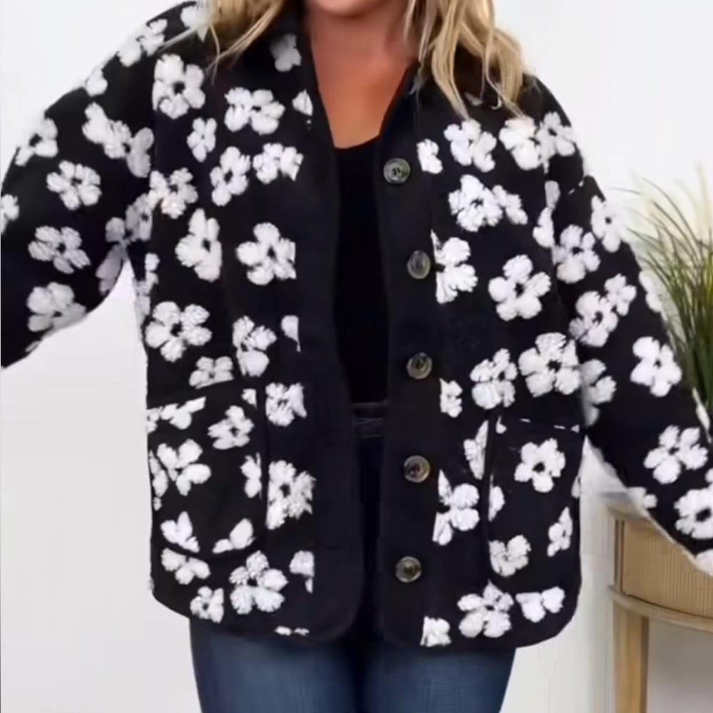 NEW MOCO Boutique Frost Florals Fleece Jacket - Picture 4 of 9